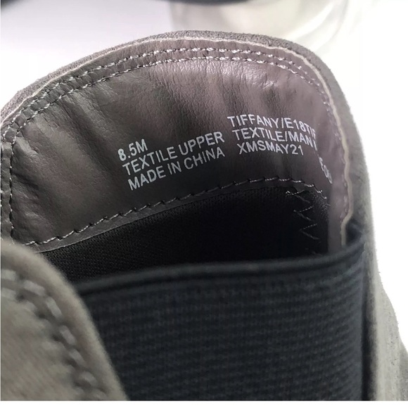 Esprit Tiffany Women’s Ankle Bootie’s Gray Suede Zipper- Low Heel Size 8.5 New - Picture 7 of 9